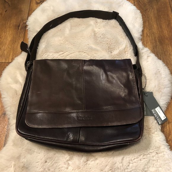 Jansport Bag REACTION 580674E Manhattan Colombian Leather Slim 16